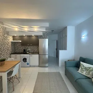  Apartment Liwia Beautiful In The First Oceanline In Cristianos. Spain